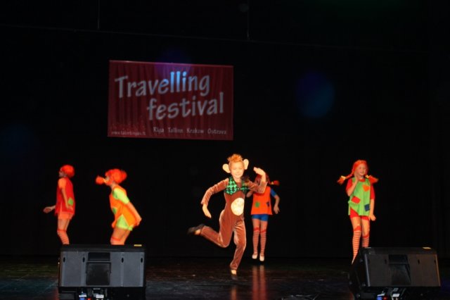 Mūsu skolas 5. klašu  popgrupa „Lai skan!” festivālā „Travelling festival” 2014 Tallinā